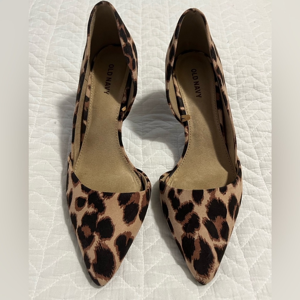 Leopard print heels